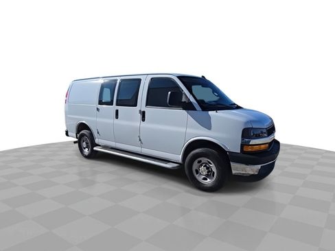 Certified 2024 Chevrolet Express 2500 Work Van w/ Driver Convenience Package image 2