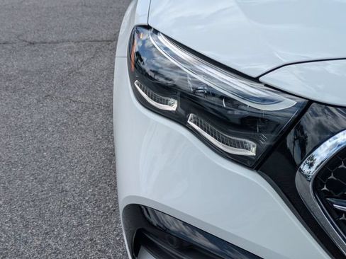 New 2026 Mercedes-Benz E 350 4MATIC Sedan image 12