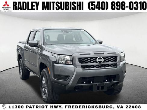Used 2025 Nissan Frontier SV AWD/4WD image 21