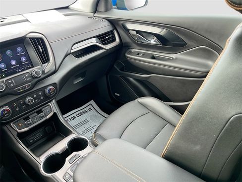 Used 2024 GMC Terrain AT4 w/ Infotainment Package II image 24