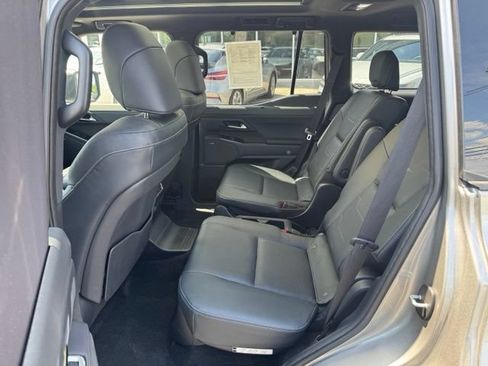 Used 2024 Lexus GX 550 AWD/4WD image 43
