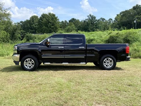 Used 2017 Chevrolet Silverado 1500 LTZ w/ LTZ Plus Package AWD/4WD image 2