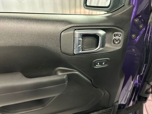 New 2026 Jeep Gladiator Sport image 12