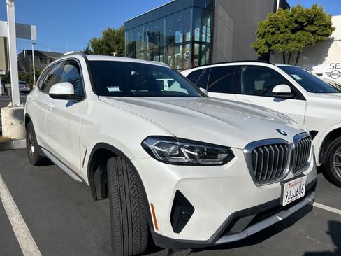 Used 2024 BMW X3 xDrive30i w/ Premium Package AWD/4WD image 9