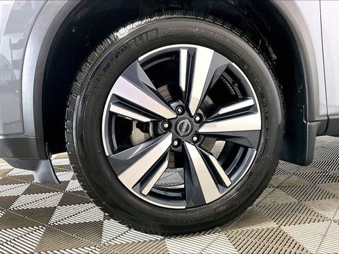 Used 2023 Nissan Rogue SL image 8