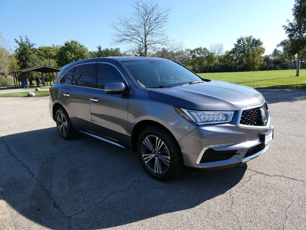 Used 2018 Acura MDX SH-AWD image 3