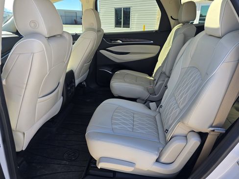 Used 2022 Buick Enclave Avenir w/ Trailering Package, 5000 lbs. image 10