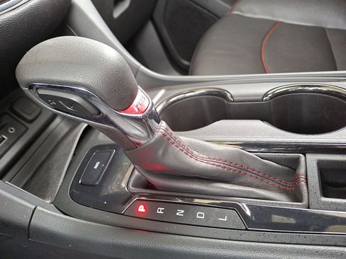 Certified 2022 Chevrolet Equinox RS w/ RS Leather Package image 15