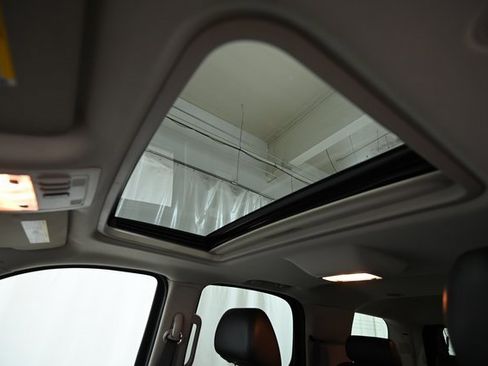 Used 2009 Cadillac Escalade AWD image 23