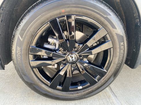 Certified 2026 Honda HR-V Sport image 31