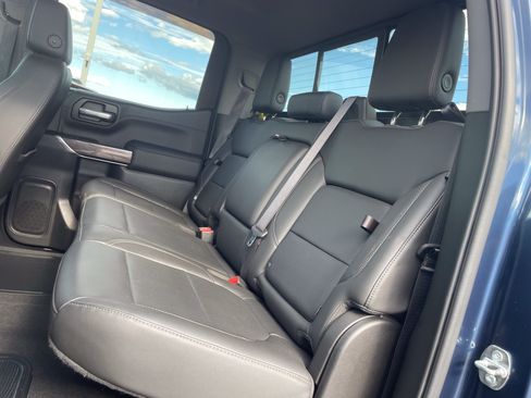 Used 2020 Chevrolet Silverado 1500 LTZ w/ LTZ Premium Package AWD/4WD image 13