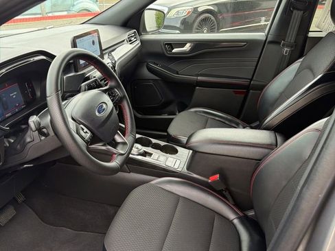 Used 2025 Ford Escape ST-Line FWD image 7