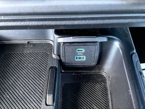 Used 2025 Ford Bronco Outer Banks image 16