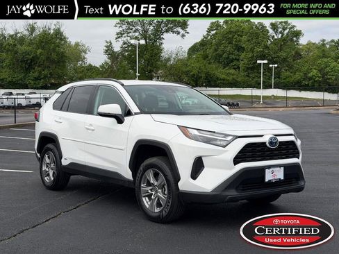Used 2024 Toyota RAV4 LE AWD/4WD image 1