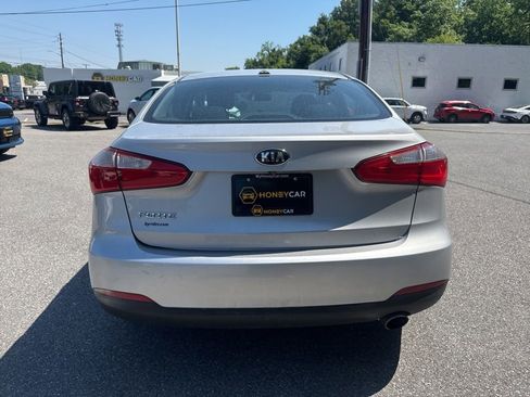 Used 2016 Kia Forte EX FWD image 5