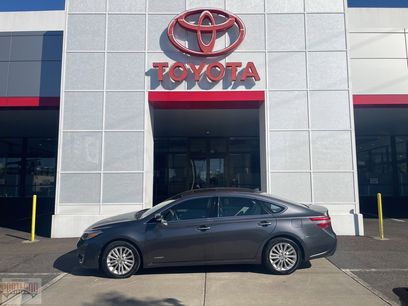 Used 2015 Toyota Avalon Limited w/ Technology Package