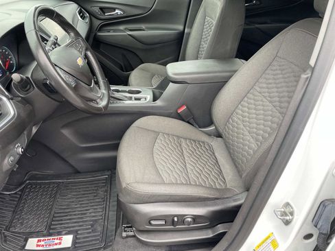 Used 2019 Chevrolet Equinox LT FWD image 14