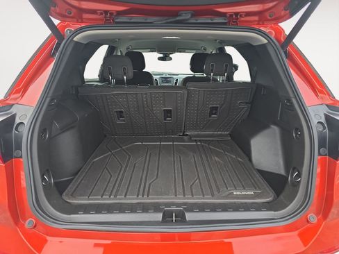 Used 2020 Chevrolet Equinox LT w/ Driver Convenience Package image 13