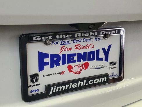 Used 2023 Jeep Grand Cherokee L Laredo image 7