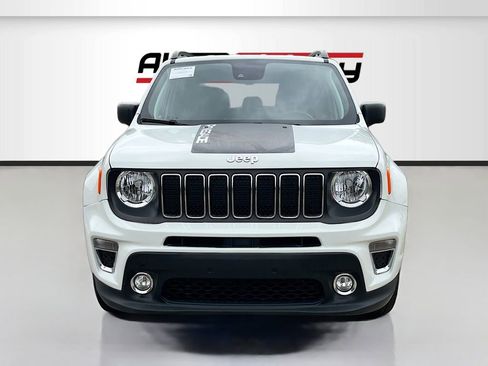 Used 2022 Jeep Renegade Latitude w/ Convenience Group AWD/4WD image 2