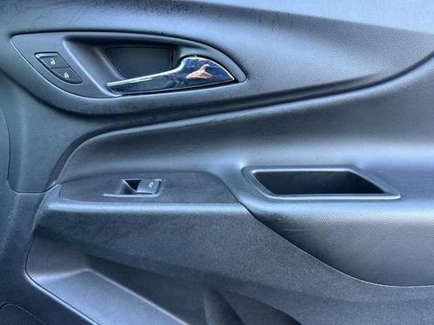 Used 2024 Chevrolet Equinox LT image 21