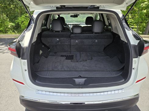 Used 2023 Nissan Murano SV AWD/4WD image 9