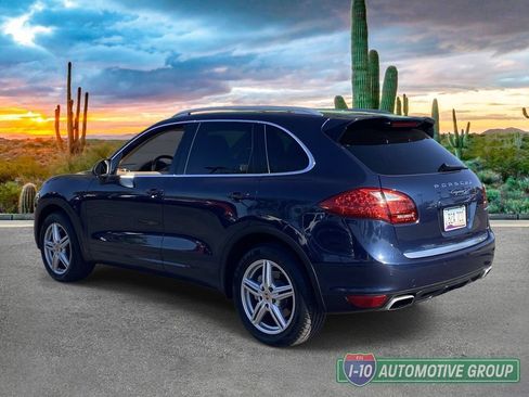 Used 2014 Porsche Cayenne S AWD/4WD image 3