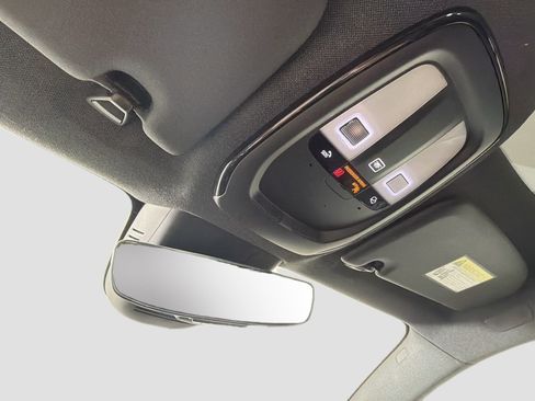 Certified 2023 Volvo C40 P8 Recharge Ultimate w/ Protection Package Premier AWD/4WD image 20