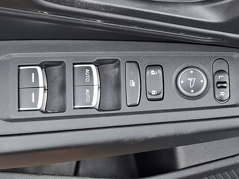 Used 2024 Honda Accord EX image 27