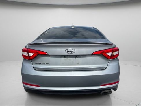 Used 2017 Hyundai Sonata SE FWD image 6
