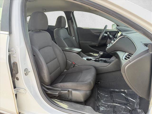 Used 2023 Chevrolet Malibu LT w/ Driver Confidence Package FWD image 13