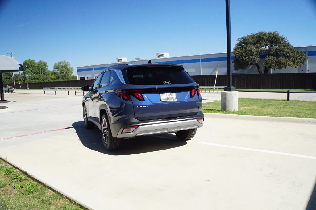 New 2026 Hyundai Tucson SEL Plus FWD image 6