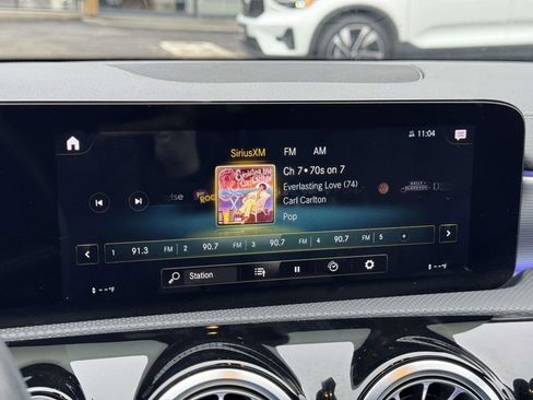 Used 2022 Mercedes-Benz CLA 250 4MATIC image 25