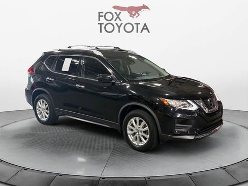 Used 2020 Nissan Rogue S w/ Special Edition Package image 9