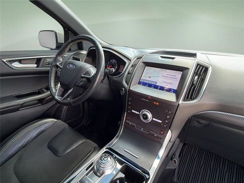 Used 2020 Ford Edge ST w/ Cold Weather Package AWD/4WD image 15