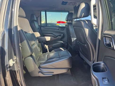 Used 2015 GMC Yukon XL SLT w/ Open Road Package AWD/4WD image 14