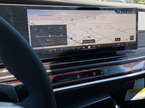 New 2026 BMW 740i w/ Premium Package RWD image 12