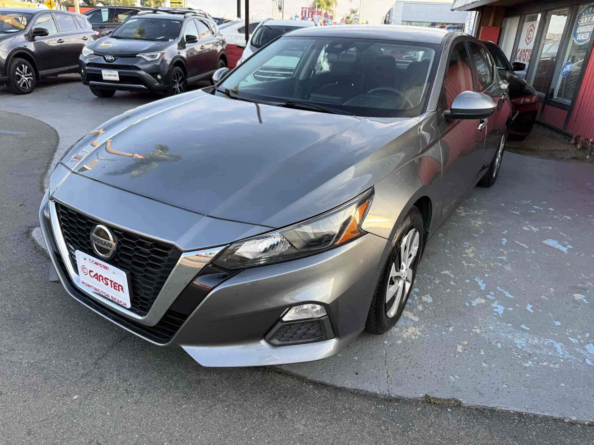Used 2022 Nissan Altima 2.5 S FWD image 2