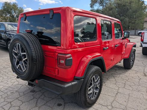 Used 2024 Jeep Wrangler Sahara w/ Technology Group image 3