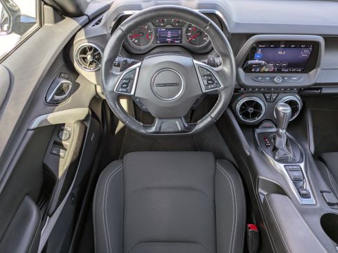 Used 2022 Chevrolet Camaro LT w/ Technology Package image 3