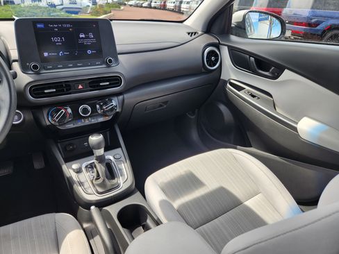 Certified 2022 Hyundai Kona SEL AWD/4WD image 14