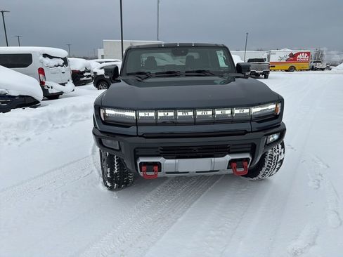 Used 2025 GMC Hummer EV 3X w/ LPO, Sport Package image 3