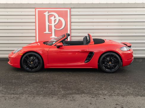 Used 2024 Porsche 718 Boxster image 35