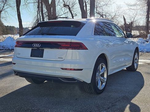 Used 2019 Audi Q8 Premium Plus w/ Premium Plus image 7