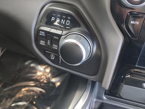 Certified 2023 RAM 1500 Big Horn AWD/4WD image 17