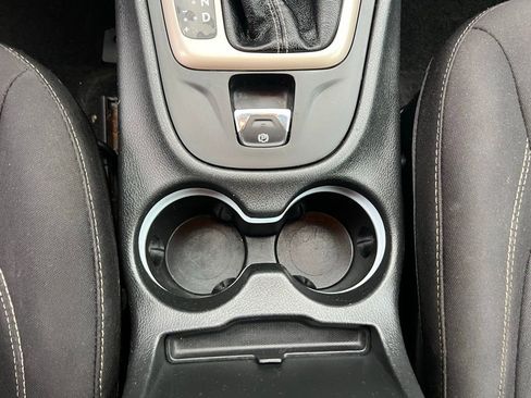 Used 2015 Jeep Cherokee Latitude w/ Cold Weather Group image 28