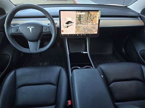 Used 2019 Tesla Model 3 Standard Range Plus image 14