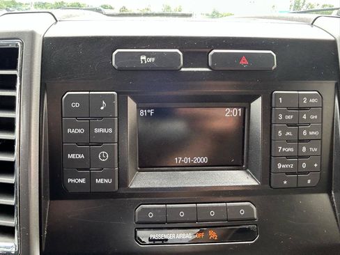 Used 2016 Ford F150 XLT AWD/4WD image 19