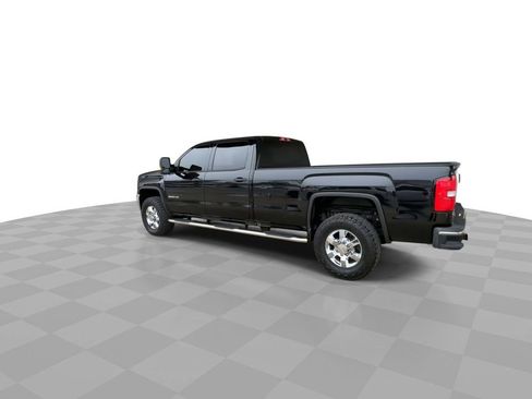 Used 2017 GMC Sierra 3500 Base 4D Crew Cab w/ Sierra Convenience Package image 6