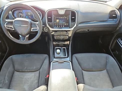 Used 2023 Chrysler 300 Touring w/ Sport Appearance Package image 11